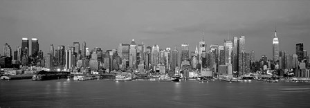 Manhattan Skyline, NYC by Richard Berenholtz art print